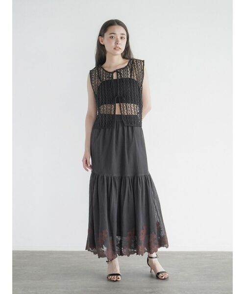 FIKA.(フィーカ)の「Geometric lace gilet(その他トップス・レディース・アイボリー/ブラック・MEDIUM)」の19枚目の写真