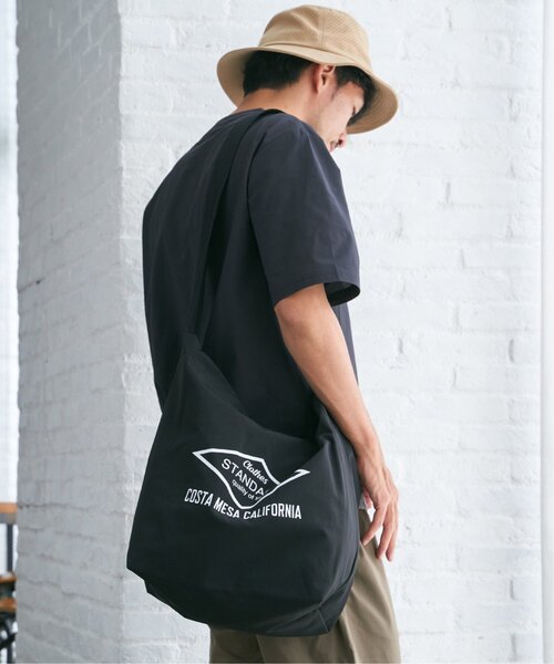 ikka(イッカ)の「ナイロンシンプルECOショルダーバッグ(ショルダーバッグ・メンズ・グレー/ブラック/ネイビー/グリーン・FREE)」の13枚目の写真