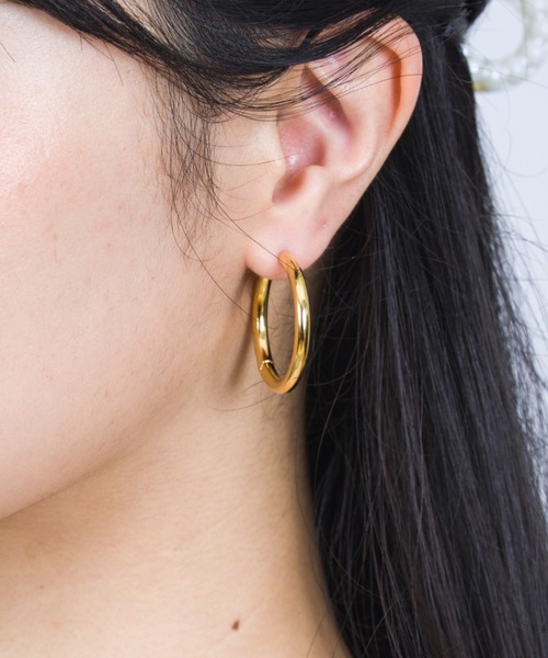 トムウッド　classic hoop large gold ピアス　金 TOMWOOD - 【残りわずか】Classic Hoops Large(GOLD) | ACRMTSM