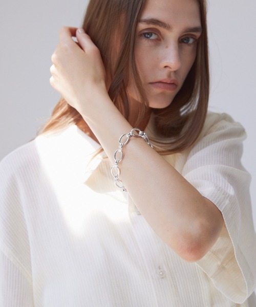 LUENNA（ルエナ）の「【LUENNA】 Oval Double Ring Chain Bracelet / オーバルダブルリングチェーンブレスレット（ブレスレット・メンズ・シルバー・FREE）」の3枚目の写真