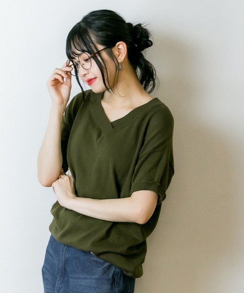RCD（アールシーディー）の「Vネックドルマン半袖綿ニット（ニット/セーター・レディース・ブラック/杢グレー/ネイビー/ライトグレー/カーキ/グレイッシュベージュ/ホワイト・M-L/LL～3L/4L～5L）」の9枚目の写真