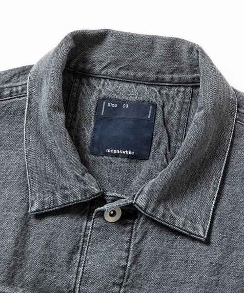 meanswhile(ミーンズワイル)の「Fade Denim Pleated Sleeve Blouse(デニムジャケット・メンズ・ブラック/インディゴブルー・4(XL)/2(M)/3(L)/1(S))」の4枚目の写真
