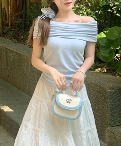 NANAHACHI(ナナハチ)の「オフショル半袖Tシャツ(Tシャツ/カットソー・レディース・アイボリー/パープル/イエロー/ライトブルー/ブラック・FREE)」の16枚目の写真