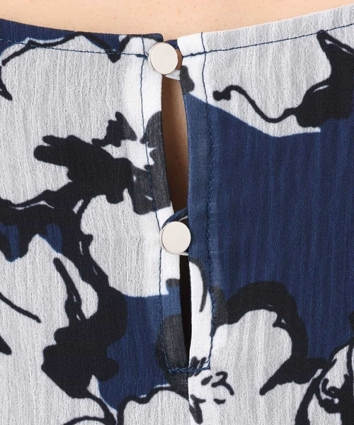 MK MICHEL KLEIN（エムケーミッシェルクラン）の「花柄ティアードワンピース/洗える（ワンピース・レディース・ブラウン/ネイビー・38）」の16枚目の写真