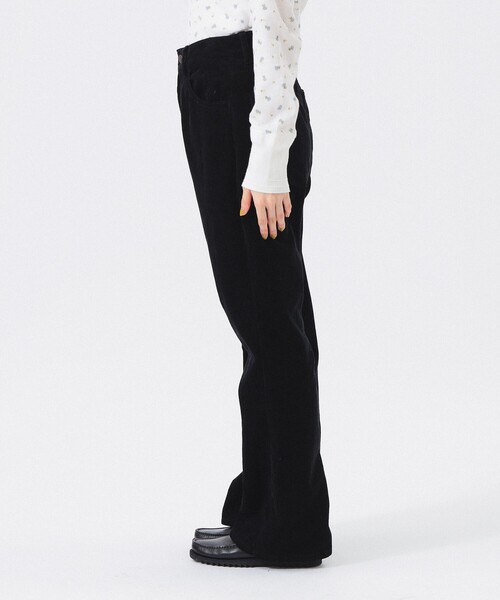 BEAMS BOY（ビームスボーイ）の「【2/5再値下げ】コード フレア パンツ（その他パンツ・レディース・ダークブラウン/ブラック・1/0/2）」の7枚目の写真