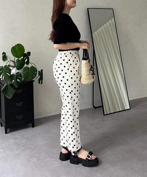 prose verse(プロズヴェール)の「襟付きフロントパールニット(ニット/セーター・レディース・ブラック系その他/ブラック系その他2/ブラック・MEDIUM)」の15枚目の写真