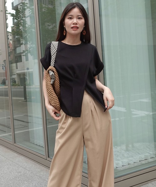 CORNERS(コーナーズ)の「タック入りフレンチスリーブスリットTシャツ(Tシャツ/カットソー・レディース・オフホワイト/チャコールグレー/ブラック・M)」の18枚目の写真