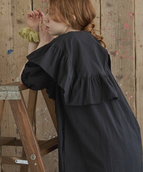 Crisp(クリスプ)の「フロントフリルパフロングワンピース(ワンピース・レディース・ブラック/カーキ・FREE)」の7枚目の写真