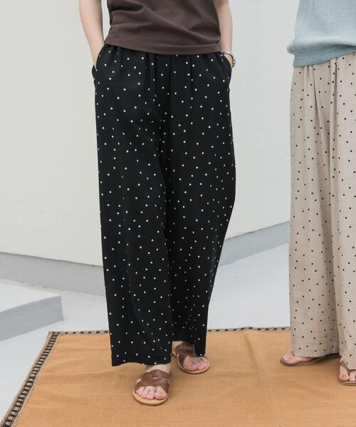 URBAN RESEARCH DOORS(アーバンリサーチドアーズ)の「リネンレーヨンドットイージーパンツ(その他パンツ・レディース・ナチュラル/ブラック・MEDIUM)」の20枚目の写真