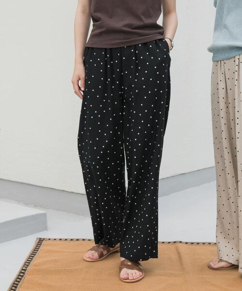 URBAN RESEARCH DOORS(アーバンリサーチドアーズ)の「リネンレーヨンドットイージーパンツ(その他パンツ・レディース・ナチュラル/ブラック・MEDIUM)」の21枚目の写真