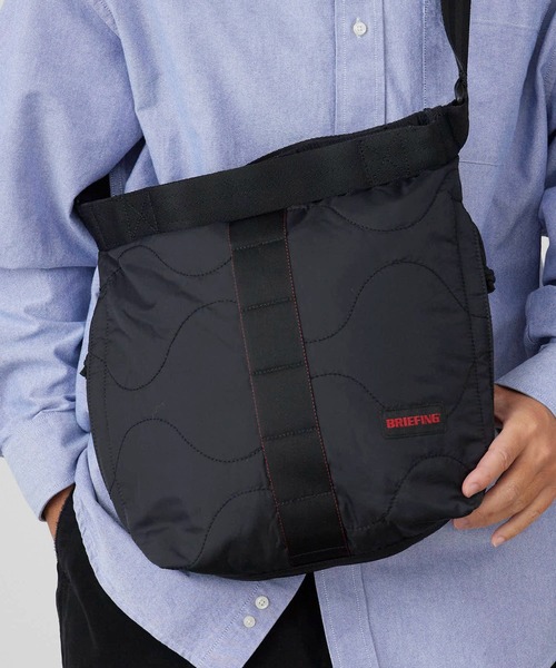 BRIEFING(ブリーフィング)の「BRIEFING/ブリーフィング QUILTED JUMPER S ショルダーバッグ(ショルダーバッグ・メンズ・ブラック/オリーブ・FREE)」の14枚目の写真
