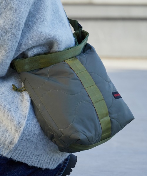 BRIEFING(ブリーフィング)の「BRIEFING/ブリーフィング QUILTED JUMPER S ショルダーバッグ(ショルダーバッグ・メンズ・ブラック/オリーブ・FREE)」の17枚目の写真