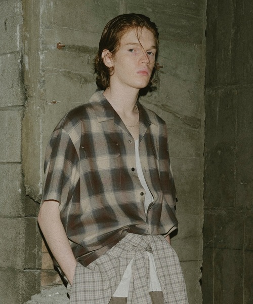 JIEDA(ジエダ)の「CHECK OPEN COLLAR SHIRT S/S(シャツ/ブラウス・メンズ・ブラック/ブラウン・1/2)」の2枚目の写真