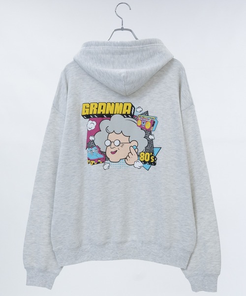 JOHN'S CLOSET(ジョンズクローゼット)の「【a】〔GRANMA/グランマ〕裏起毛 発泡プリント プルオーバーパーカー(パーカー・メンズ・アッシュグレー/ホワイト/ブラック・MEDIUM/LARGE)」の7枚目の写真