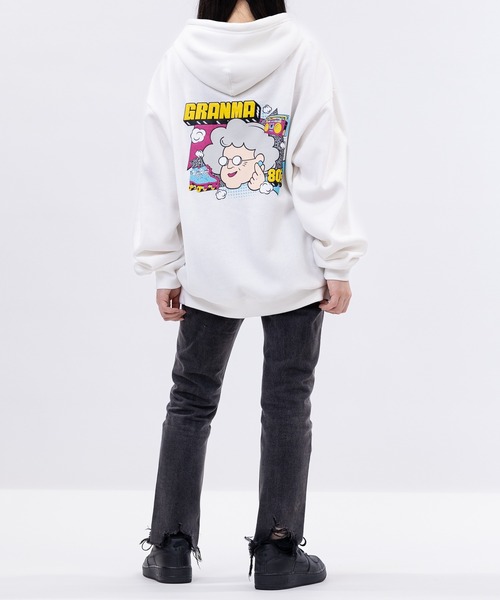 JOHN'S CLOSET(ジョンズクローゼット)の「【a】〔GRANMA/グランマ〕裏起毛 発泡プリント プルオーバーパーカー(パーカー・メンズ・アッシュグレー/ホワイト/ブラック・MEDIUM/LARGE)」の22枚目の写真