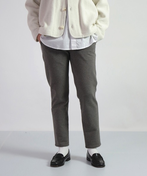 D.M.G.（ドミンゴ）の「[D.M.G. / ディーエムジー] ガンクラブプリントバックボア リラクシングテーパード（その他パンツ・レディース・ブラック系その他/ブラウン系その他・SS/S/M）」の2枚目の写真