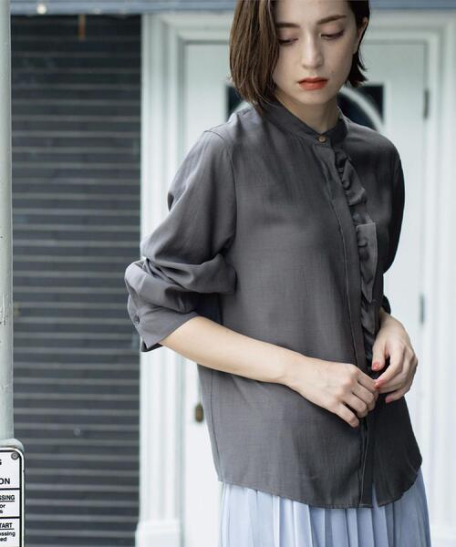 OPAQUE.CLIP（オペークドットクリップ）の「フロントフリルブラウス【洗濯機OK】（シャツ/ブラウス・レディース・グレー/ナチュラル/ボルドー/ネイビー・38/40）」の11枚目の写真