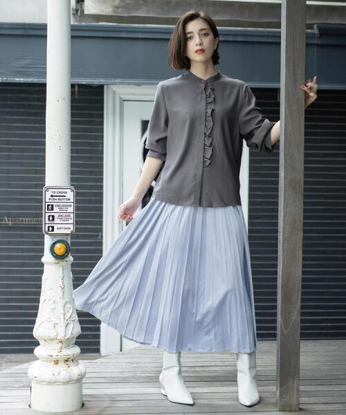 OPAQUE.CLIP（オペークドットクリップ）の「フロントフリルブラウス【洗濯機OK】（シャツ/ブラウス・レディース・グレー/ナチュラル/ボルドー/ネイビー・38/40）」の8枚目の写真