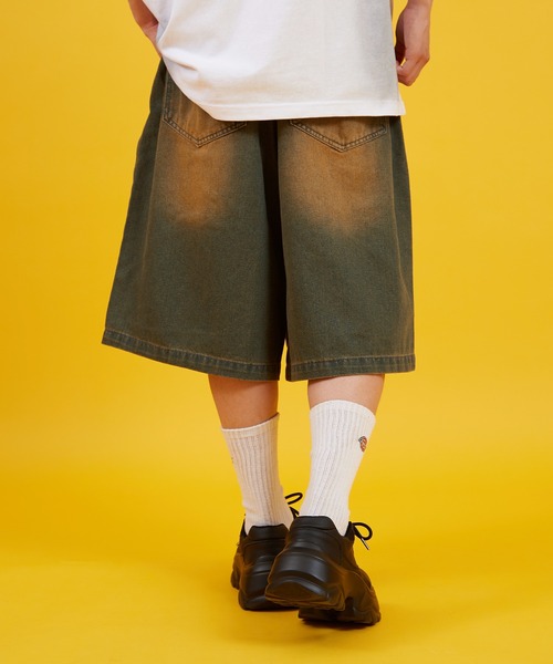 improves(インプローブス)の「デニム オーバー ダイ ワイド ショートパンツ 10oz(デニムパンツ・メンズ・ブラック/インディゴブルー・MEDIUM/LARGE)」の9枚目の写真
