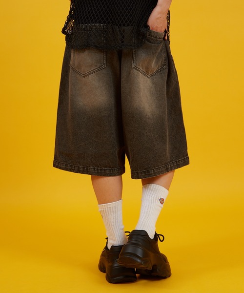improves(インプローブス)の「デニム オーバー ダイ ワイド ショートパンツ 10oz(デニムパンツ・メンズ・ブラック/インディゴブルー・MEDIUM/LARGE)」の5枚目の写真