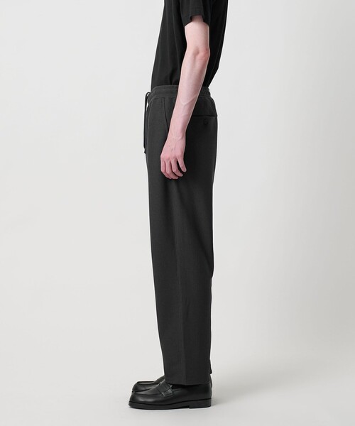 LACOSTE（ラコステ）の「＜LACOSTE for BEAUTY&YOUTH＞ワントーン ロゴ パンツ（その他パンツ・メンズ・ブラック/ダークグレー・S/M/L）」の8枚目の写真