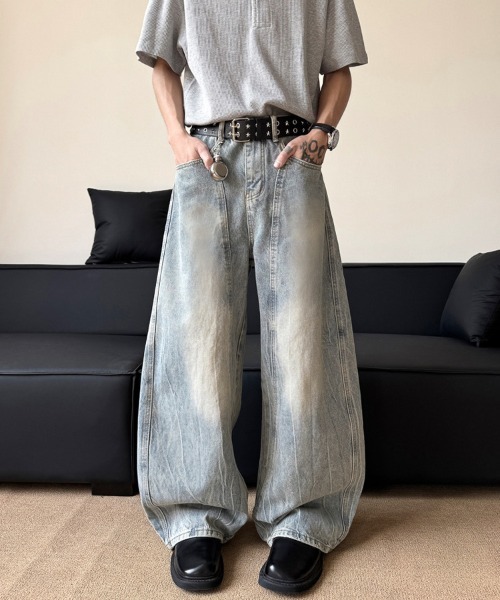 Ressaca(レサーカ)の「ワイドシルエットユーズド加工デニムパンツ(デニムパンツ・メンズ・ブルー・M/L/XL)」の1枚目の写真