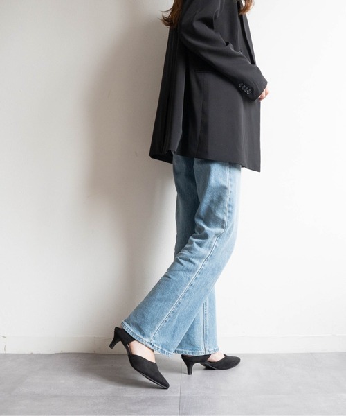 Fabby fabby(ファビィーファビィー)の「ポインテッドトゥミュールサンダル(サンダル・レディース・ベージュ系その他/ブラック系その他・MEDIUM/LARGE)」の21枚目の写真