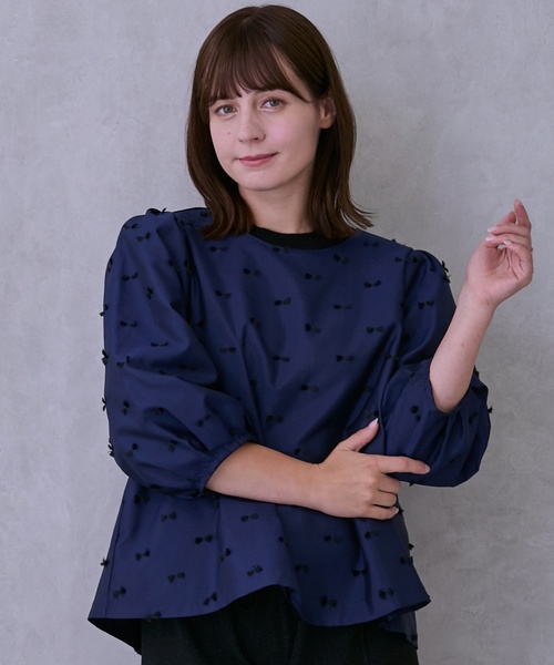 petit main LIEN（プティマインリアン）の「【親子リンク】前後2WAYプルオーバー（シャツ/ブラウス・レディース・ライトベージュ/カラフル/ネイビー・F）」の2枚目の写真