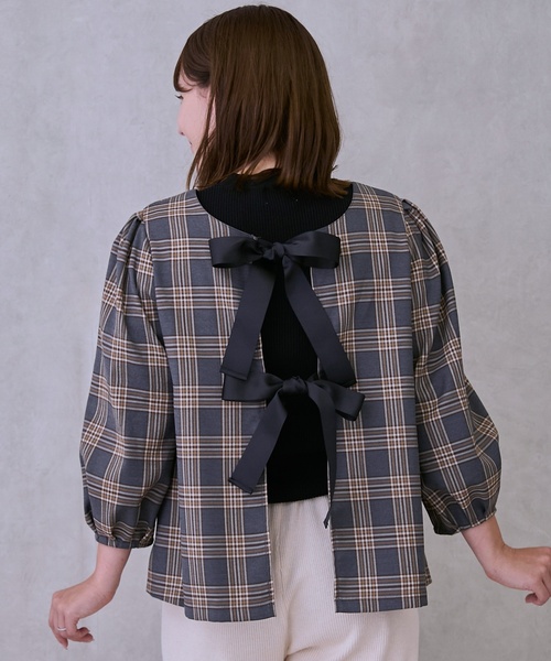 petit main LIEN（プティマインリアン）の「【親子リンク】前後2WAYプルオーバー（シャツ/ブラウス・レディース・ライトベージュ/カラフル/ネイビー・F）」の7枚目の写真