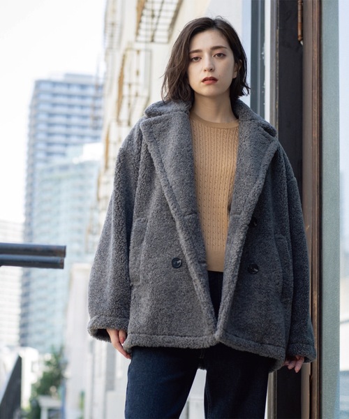 OPAQUE.CLIP（オペークドットクリップ）の「フェイクボア コクーンPコート（ピーコート・レディース・ダークグレー/キャメル/ブラウン系・00）」の6枚目の写真