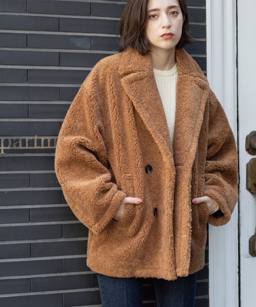 OPAQUE.CLIP（オペークドットクリップ）の「フェイクボア コクーンPコート（ピーコート・レディース・ダークグレー/キャメル/ブラウン系・00）」の15枚目の写真