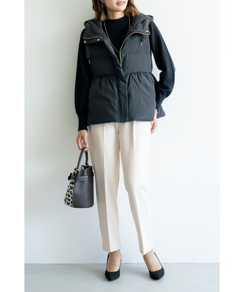 M.deux(エムドゥ)の「タフタペプラムベスト(ベスト・レディース・ブラック・MEDIUM)」の2枚目の写真