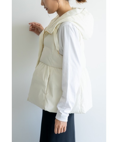 M.deux(エムドゥ)の「タフタペプラムベスト(ベスト・レディース・ブラック・MEDIUM)」の5枚目の写真