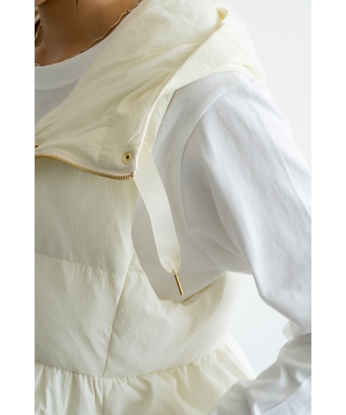 M.deux(エムドゥ)の「タフタペプラムベスト(ベスト・レディース・ブラック・MEDIUM)」の9枚目の写真