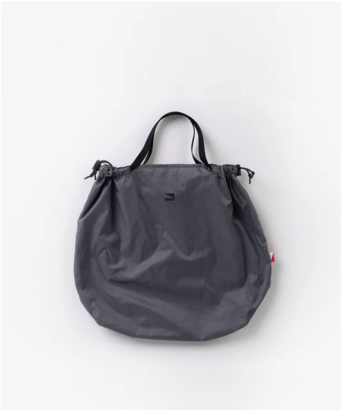 LANDER(ランダ―)の「LANDER / PACKABLE BAG 8L(トートバッグ・メンズ・チャコールグレー・FREE)」の1枚目の写真