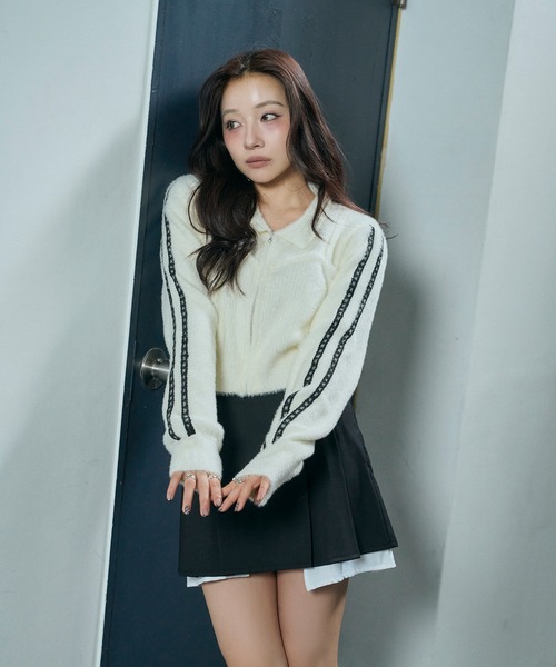 ANDGEEBEE（アンジービー）の「レースビスチェニット（ニット/セーター・レディース・アイボリー/ブラック・FREE）」の3枚目の写真