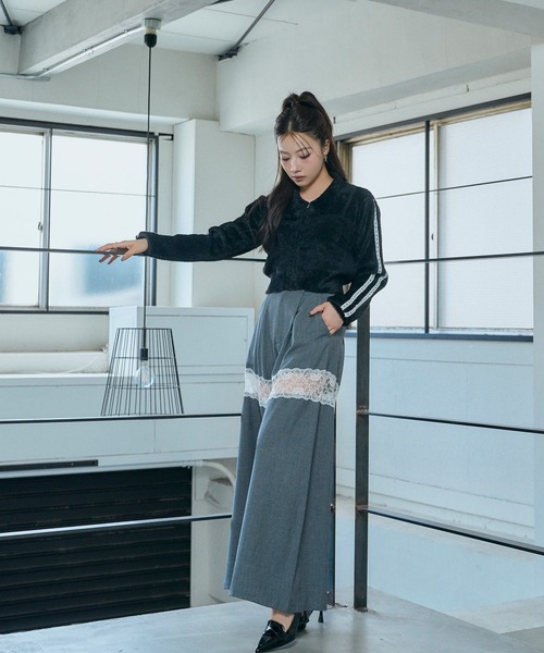 ANDGEEBEE（アンジービー）の「レースビスチェニット（ニット/セーター・レディース・アイボリー/ブラック・FREE）」の14枚目の写真