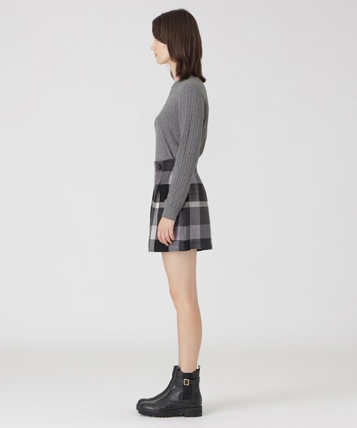 BLUE LABEL CRESTBRIDGE(ブルーレーベルクレストブリッジ)の「クレストブリッジチェックスラブプリペラキュロットパンツ(その他パンツ・レディース・ブラック/レッド/イエロー系その他3・36/38)」の5枚目の写真