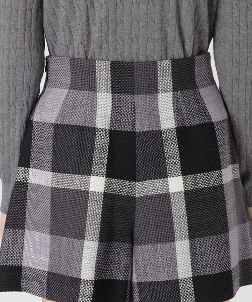 BLUE LABEL CRESTBRIDGE(ブルーレーベルクレストブリッジ)の「クレストブリッジチェックスラブプリペラキュロットパンツ(その他パンツ・レディース・ブラック/レッド/イエロー系その他3・36/38)」の8枚目の写真