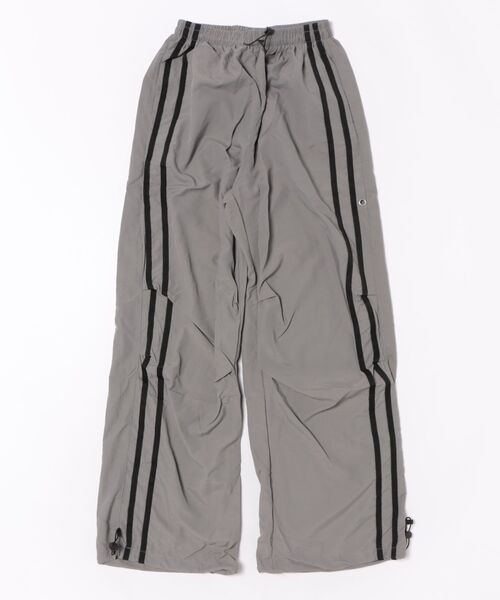 NO WAY(ノーウェイ)の「/サイドライン トラックパンツ/(その他パンツ・メンズ・チャコールグレー/ブラック・LARGE/MEDIUM)」の2枚目の写真
