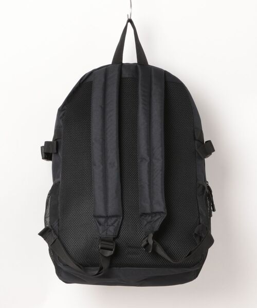 CONVERSE（コンバース）の「【CONVERSE/コンバース】【取り外しポーチ付・30L】スニーカープリント バックパック 大容量リュック PCスリーブ（バックパック/リュック・メンズ・ホワイト/ブラック・FREE）」の3枚目の写真