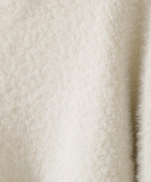 THE SHOP TK (ザ ショップ ティーケー )の「【洗える】上品にきらめく フェザーラメニット(ニット/セーター・レディース・アイボリー/スミクロ/ナチュラル/ワインレッド・12/13)」の8枚目の写真