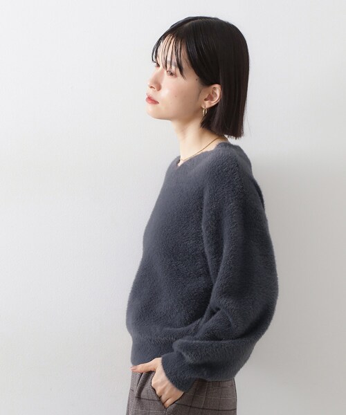 THE SHOP TK (ザ ショップ ティーケー )の「【洗える】上品にきらめく フェザーラメニット(ニット/セーター・レディース・アイボリー/スミクロ/ナチュラル/ワインレッド・12/13)」の9枚目の写真