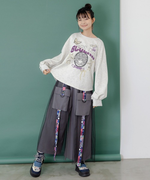 ScoLar(スカラー)の「153698:スカラーちゃん×トラ×蝶刺繍 ミニ裏毛プルオーバー(Tシャツ/カットソー・レディース・ブラック/杢グレー/グリーン・M)」の4枚目の写真