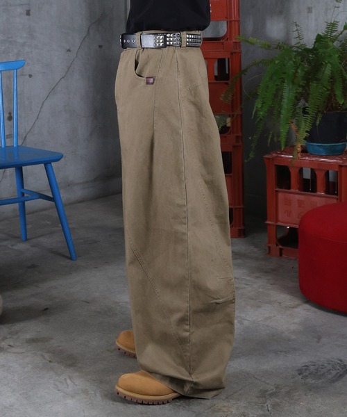 ILL'S（イルズ）の「バレルレッグ チノパンツ メンズ レディース ユニセックス（チノパンツ・メンズ・ブラック/ベージュ・M/L）」の5枚目の写真