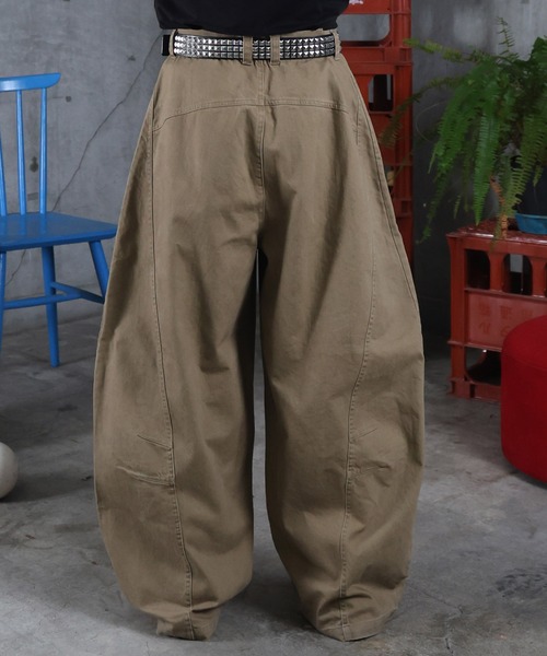 ILL'S（イルズ）の「バレルレッグ チノパンツ メンズ レディース ユニセックス（チノパンツ・メンズ・ブラック/ベージュ・M/L）」の6枚目の写真