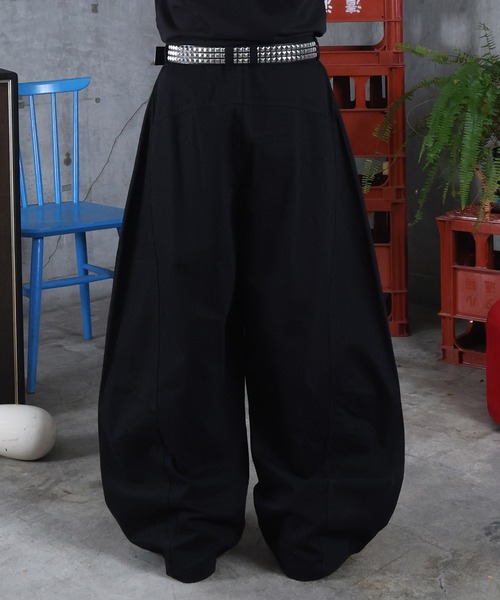 ILL'S（イルズ）の「バレルレッグ チノパンツ メンズ レディース ユニセックス（チノパンツ・メンズ・ブラック/ベージュ・M/L）」の19枚目の写真