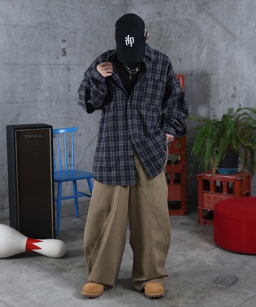 ILL'S（イルズ）の「バレルレッグ チノパンツ メンズ レディース ユニセックス（チノパンツ・メンズ・ブラック/ベージュ・M/L）」の20枚目の写真