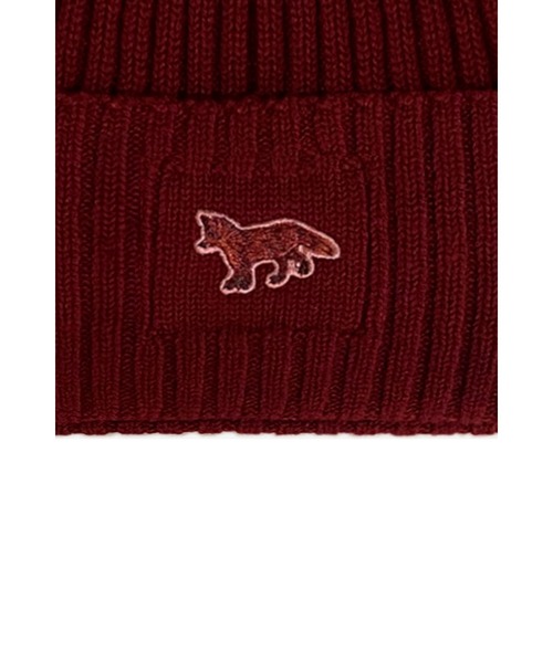 Maison Kitsune（メゾンキツネ）の「BABY FOX BEANIE（ニットキャップ/ビーニー・レディース・ブラック/ワインレッド・U）」の7枚目の写真