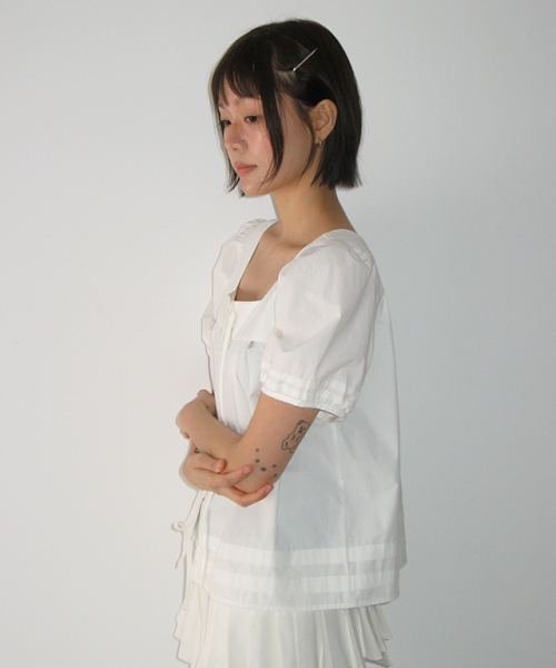 RONRON（ロンロン）の「TIE DETAIL BUTTON BLOUSE WHITE（シャツ/ブラウス・レディース・その他・FREE）」の3枚目の写真